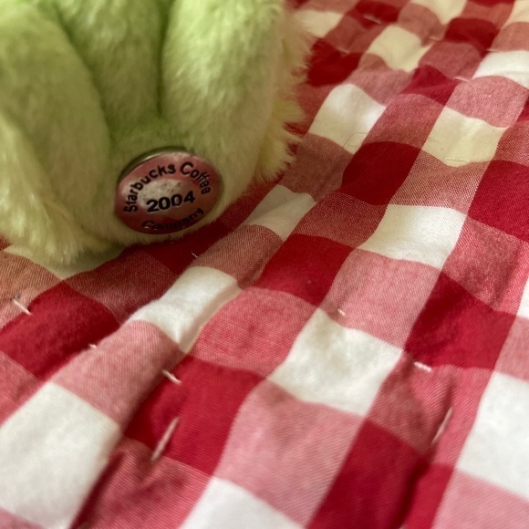 2004 Starbucks “Kiss Me” Plush Bright Green Bearista Teddy Bear - Picture 5 of 8